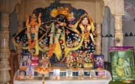 Gaura-Radha-Giridhari en Iskcon Puri