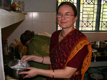 Gopal Dasi Cooking